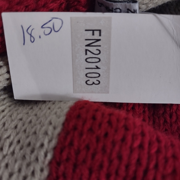 Infinity Scarf with Matching Gloves Red Tan Blue - Picture 8 of 11